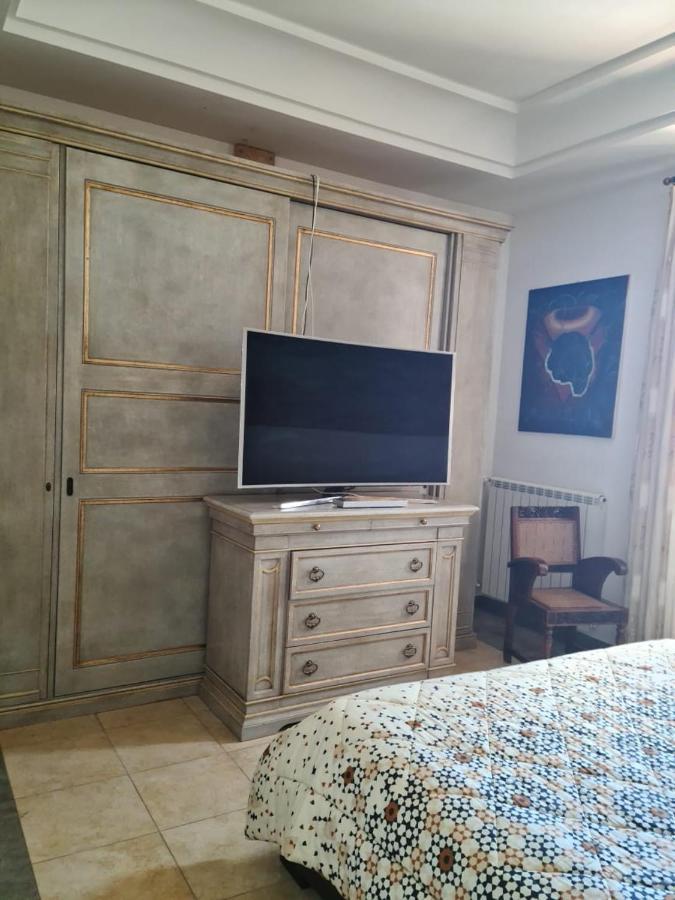 Appartamento Deluxe Centrale, Geata Exterior foto