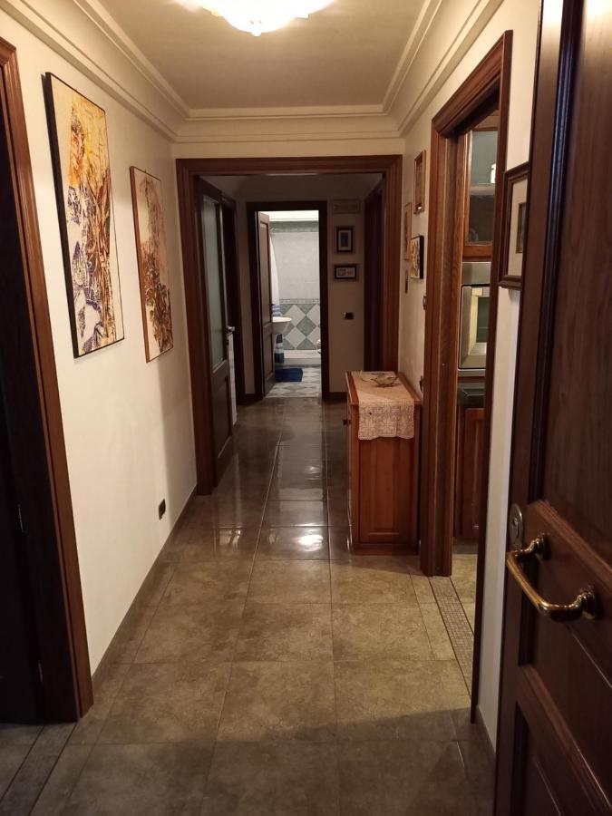 Appartamento Deluxe Centrale, Geata Exterior foto