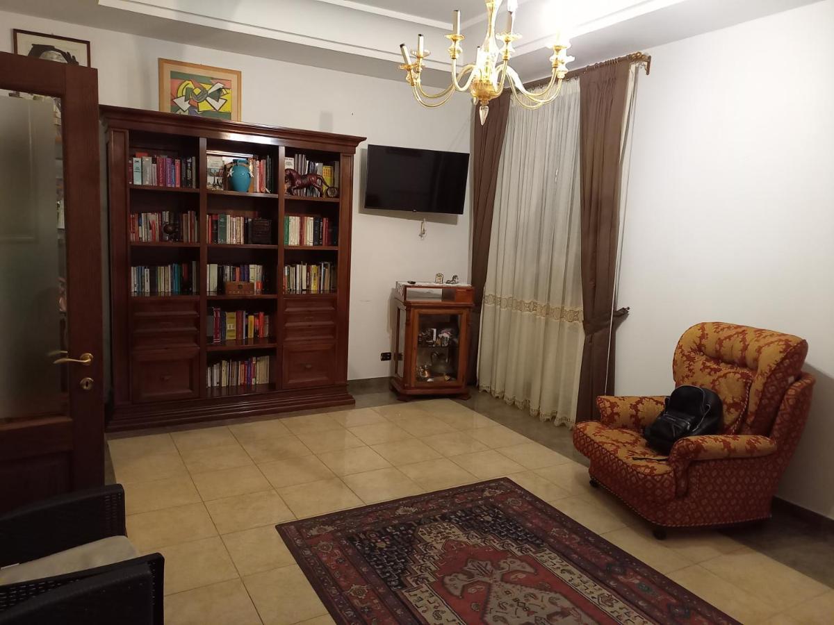 Appartamento Deluxe Centrale, Geata Exterior foto